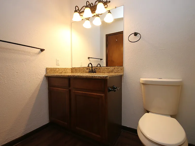 1455 Acorn Ln #F — Photo 11