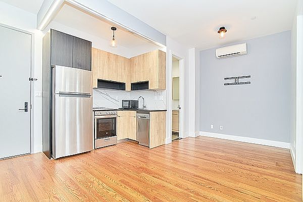1st image of 241 Marion St #3L