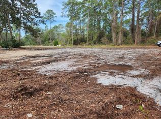 2468 Florida Ave, Carrabelle, FL 32322