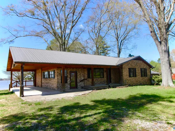 555 County Road 500, Centre, AL 35960