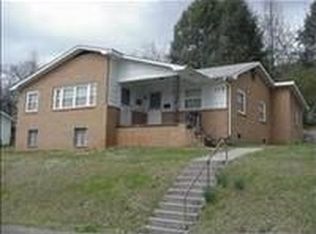178 Outer Dr, Oak Ridge, TN 37830