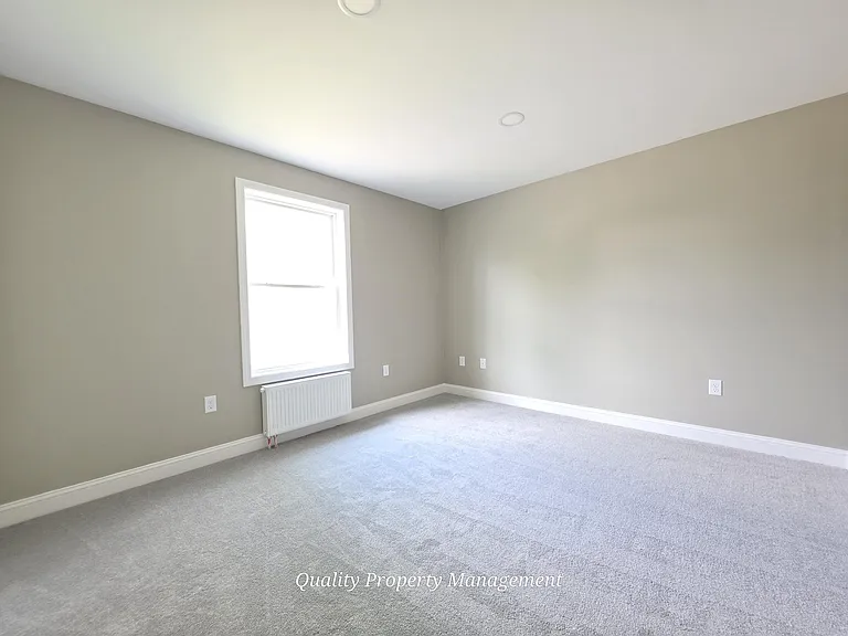 375 Lincoln St #1 — Photo 14