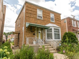 6338 N Ridgeway Ave, Chicago, IL 60659