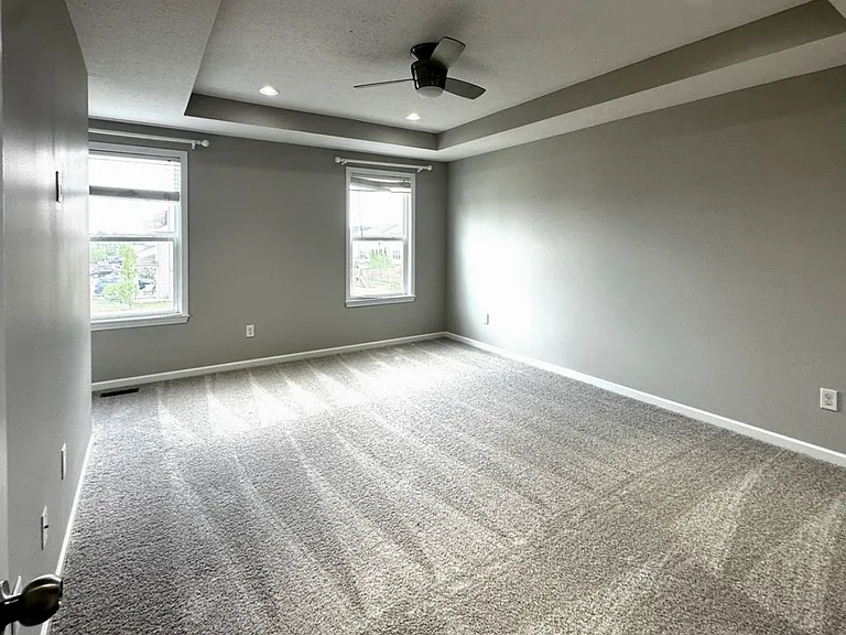 2195 Holiday Valley Dr — Photo 10