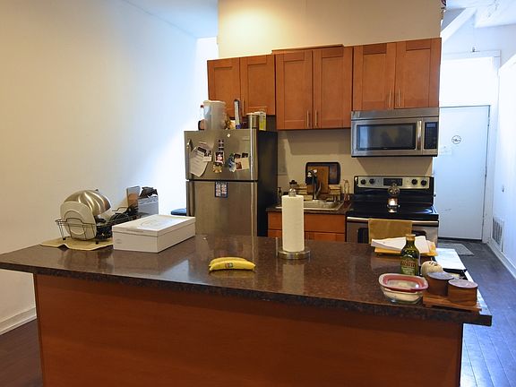 3rd image of 1802 Frankford Ave #Back