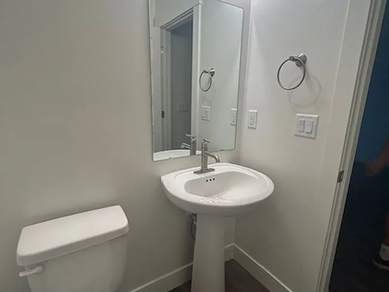 2341 E Siegel Ln — Photo 28