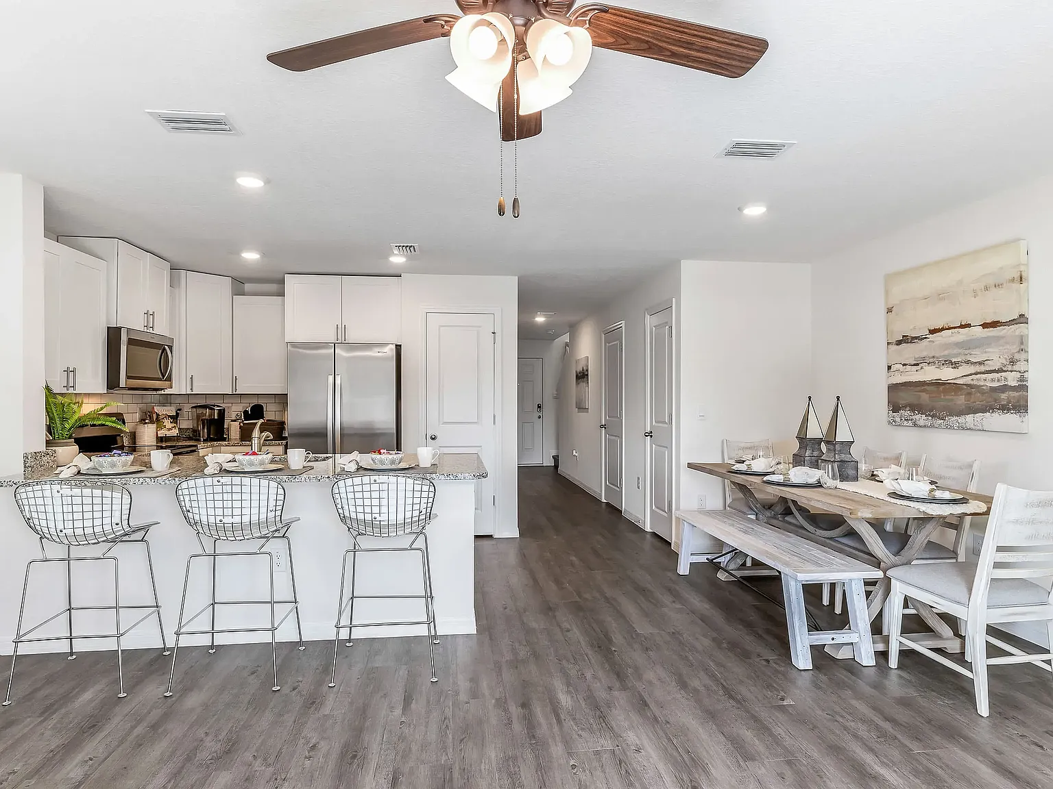 Laurel Lakes Townhomes — Photo 3