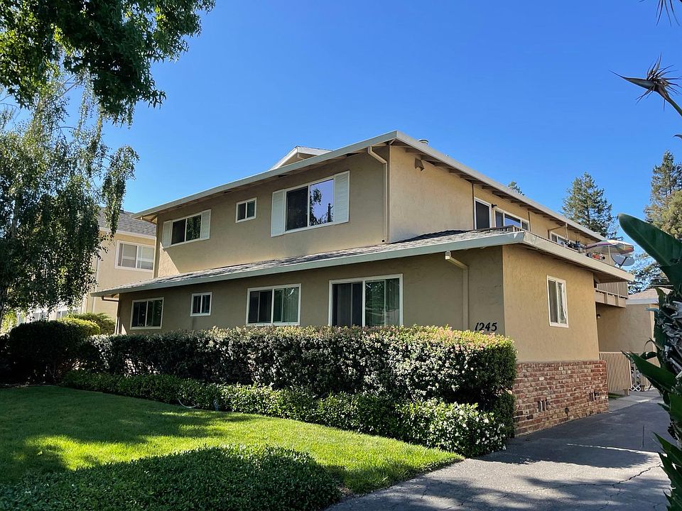 1st image of 1245 Coronado Dr #3