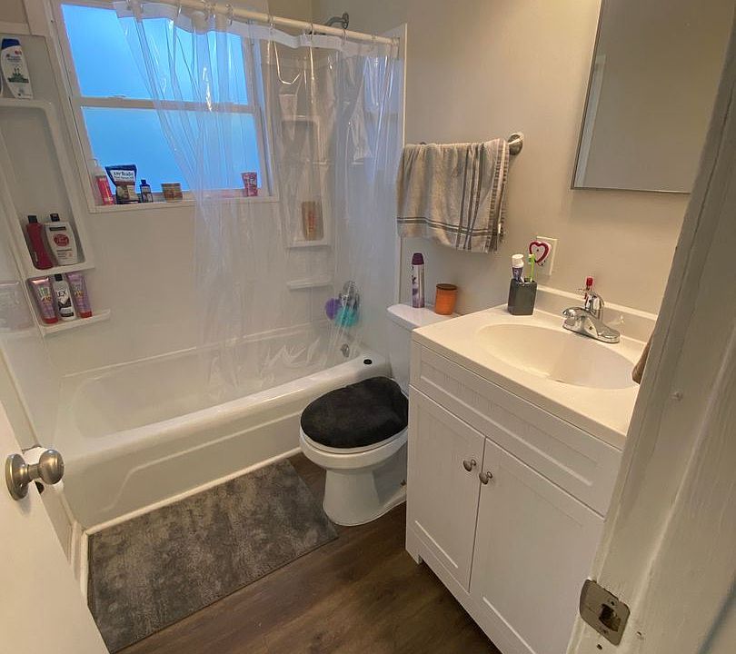 1st image of 1013 Albemarle Ave #2