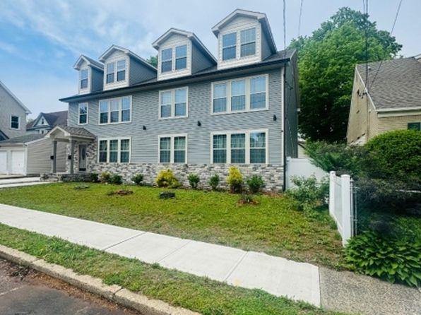 33 Atlantic St UNIT 33, Carteret Boro, NJ 07008