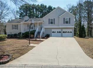 317 Winding Woods Trl, Woodstock, GA 30189