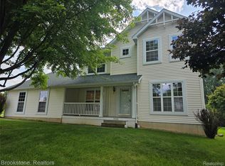 14388 Oak Leaf Trl, Linden, MI 48451