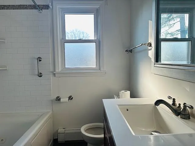 7 Beatrice Ave — Photo 14