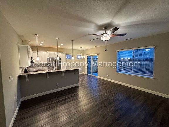 4th image of 1299 Saltern Dr