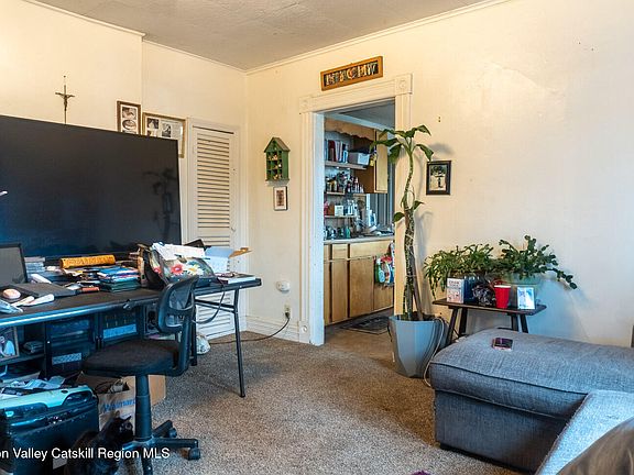 5th image of 7 Ellsworth St