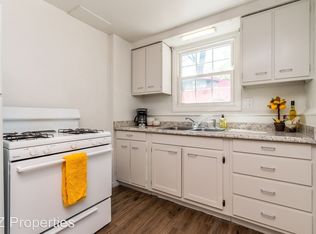 102 N Riverside A #B, Ames, IA 50010