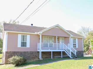 2608 Georgia Ln, Fultondale, AL 35068