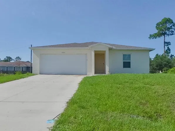 4204 E 5th St, Lehigh Acres, FL 33972
