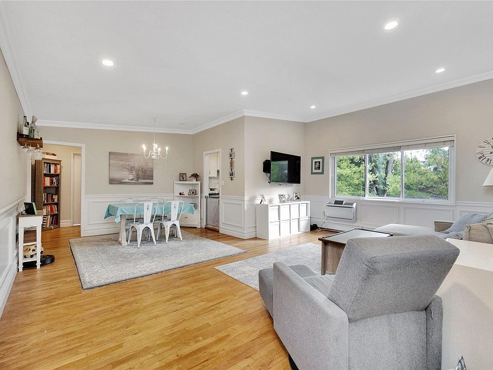 1st image of 200 Lexington Avenue #2B