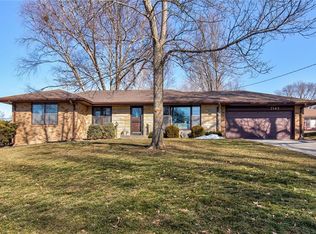 7143 El Rancho Ave, Windsor Heights, IA 50324