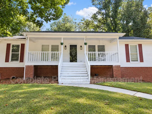 120 Southern Hills Cir, Calera, AL 35040