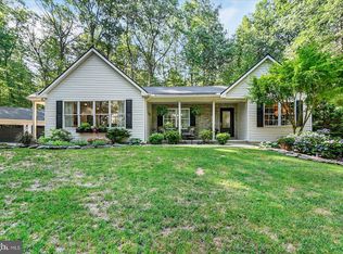 915 Bahns Mill Rd, Red Lion, PA 17356