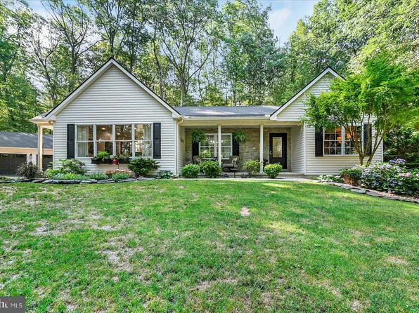 915 Bahns Mill Rd, Red Lion, PA 17356