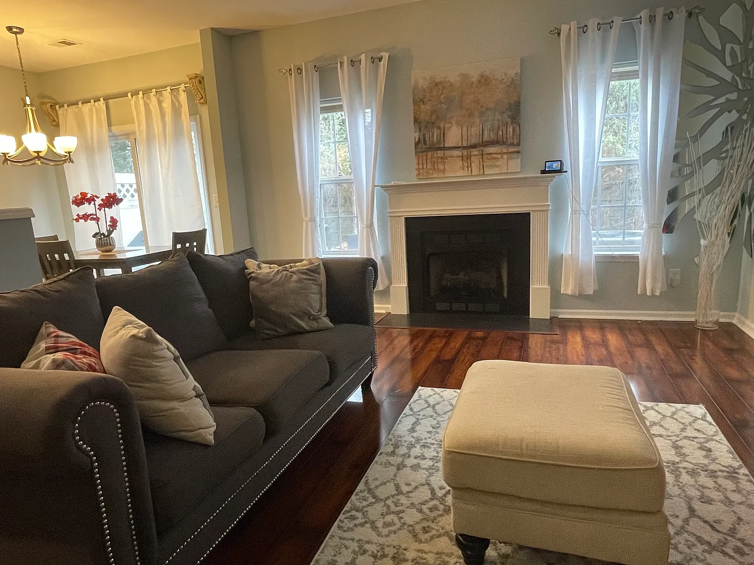 15545 Stronvar House Ln — Photo 4