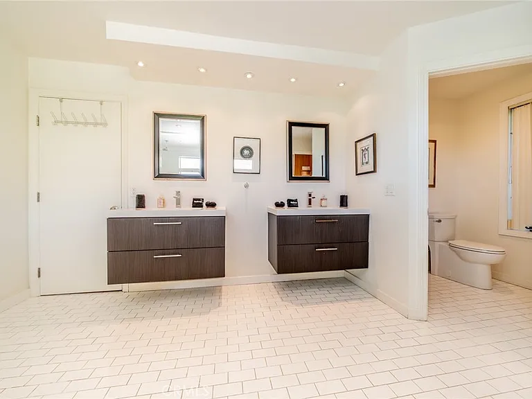 1600 E Palm Tree Dr — Photo 20