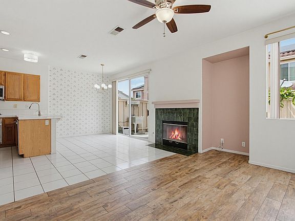 5th image of 10806 Westonhill Dr