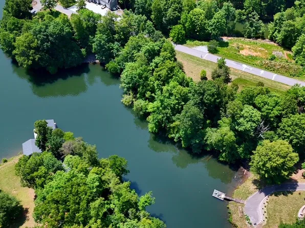 LOT 10 Point Dr, Hardy, VA 24101