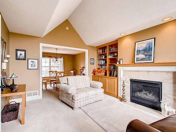3rd image of 1597 Wexford Cir