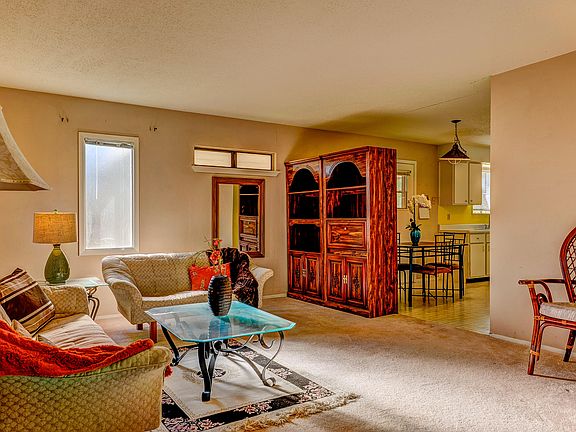 3rd image of 2301 Dovehill Dr