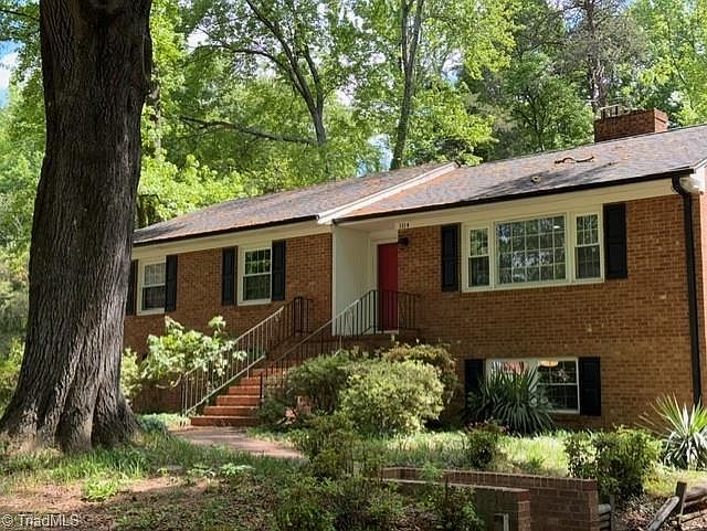 1st image of 1114 Rustic Rd