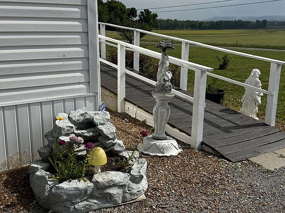 2nd image of 145 Hickenbottom Ln