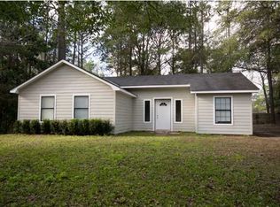 1331 Blossom Ct, Semmes, AL 36575