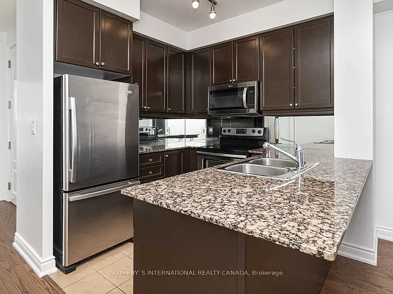 10 Bloorview Pl #920 — Photo 8