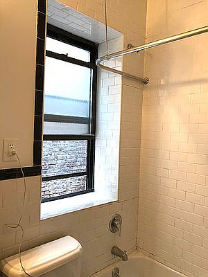 5th image of 204 E 32nd St #5FE