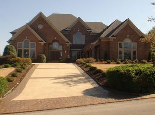 122 Council Fire Dr, Chattanooga, TN 37421