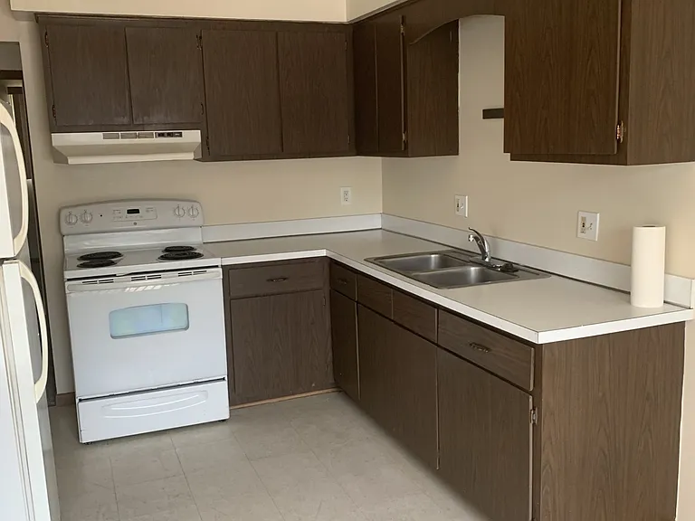 45862 Cass Ave #2 — Photo 2