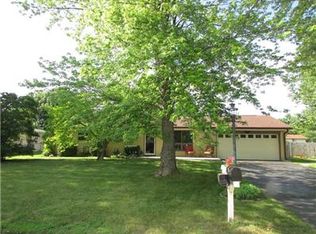 6128 W Loretta Dr, Indianapolis, IN 46221