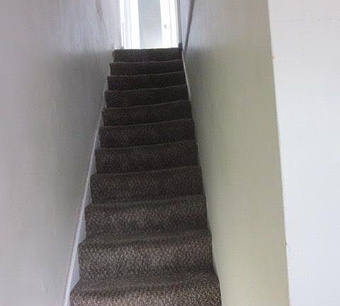 2nd image of 415 E Walnut St