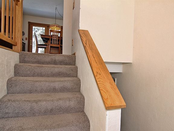 6048 Chestnut Rd., Mound, MN.