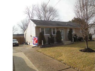 151 Country Club Rd, Pine Hill, NJ 08021