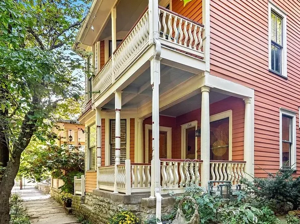 174 Spring St, Eureka Springs, AR 72632