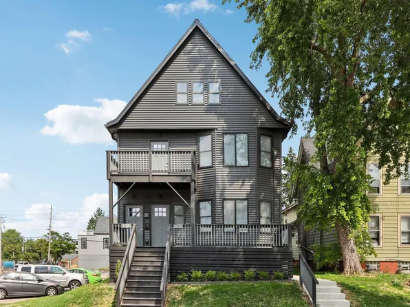 2212 N Cambridge AVENUE, Milwaukee, WI 53202