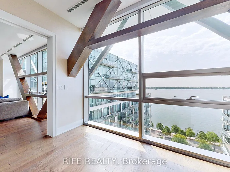 39 Queens Quay E #1208 — Photo 21
