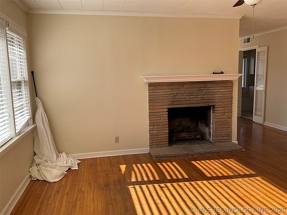 5th image of 2736 S Florence Dr