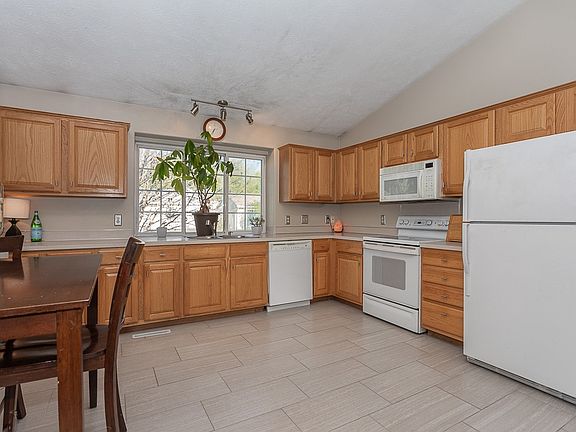 5th image of 5325 S 191st Ave