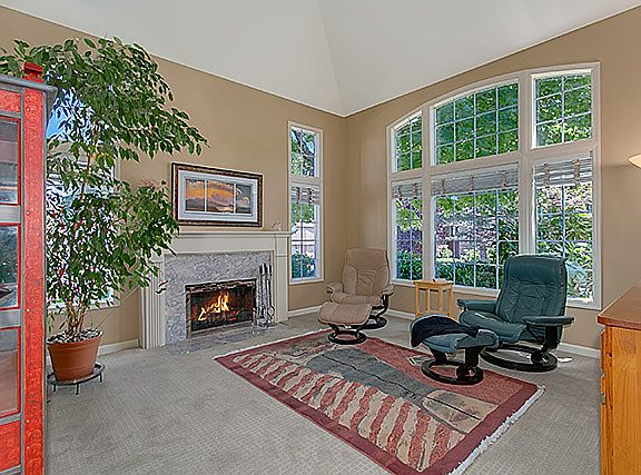 4th image of 16217 126th Ave NE